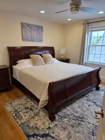2StoryApt South of Boston Spacious and Convenient - Image 5
