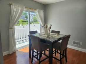 4BR Duplex | 15 Min to NYC | Near MetLife - Image 3
