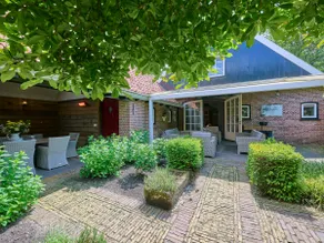 Farmhouse with Turkish Steam Bath - Image 2