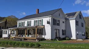 Cozy Apartment Near Lakes, Trails & Skiing - Image 2
