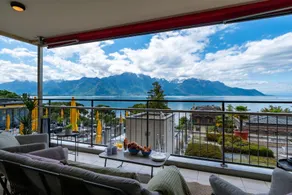 Spacious 3BR Lakeview Apartment with Terrace by GuestLee - Image 2