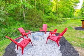 Appalachian Cabin Haven! Gateway to Lake Linville! - Image 3