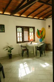 'Kolamba Gedara' green apartment - Image 3