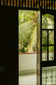 'Kolamba Gedara' green apartment - Image 5