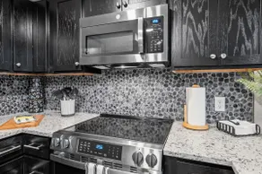 Modern Reynoldsburg Retreat Near Columbus - Image 5