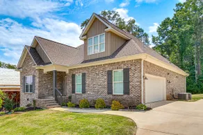 Huntsville Home Base w/ Yard + Patio! - Image 4