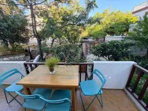 Duriye s House Cozy House with Garden in Urla - Image 4