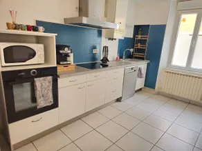 Warm house with terrace in the heart of Millau - Image 4