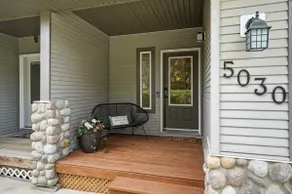 Lakeshore Central steps to the main beach sleeps 8 - Image 3