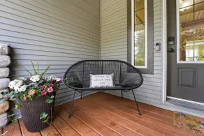 Lakeshore Central steps to the main beach sleeps 8 - Image 4