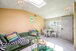 Earthy Artisan Cottage w/AC, Pet Yard & 1-Car Spot - Image 4
