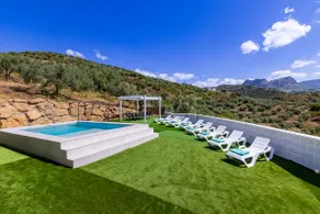 Country retreat | Pool | BBQ | Views | 12 people - Image 4