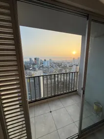Suite Panoramic Skyline 25th Floor near San Isidro - Image 5