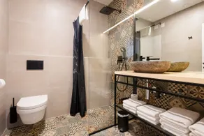 Premium 3-Bedroom apartment at Postcard Country - Image 4