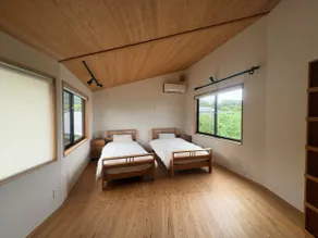 The Vivian House /Where Forest Meets Ocean - Image 5