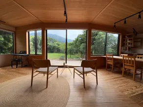 The Vivian House /Where Forest Meets Ocean - Image 4