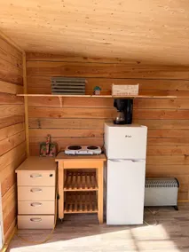 Cabin surrounded by farm animals - Image 5