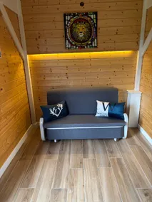 Small refurbished cottage - Image 2