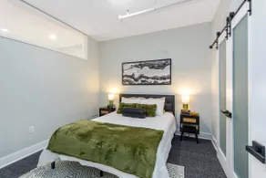 1BR APT | GR | Free Parking | Self Check-in - Image 5