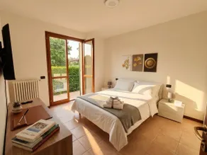 Small villa with a view of two lakes and a pool - Image 3