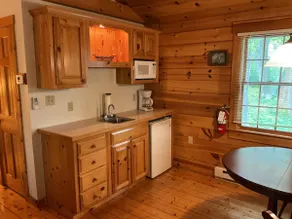 Rivers Edge Cabins - Tranquil Nook (3) - Image 5