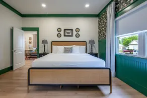 Newly Renovated Historic Atco Village Retreat - Image 4