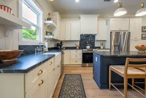 Newly Renovated Historic Atco Village Retreat - Image 3