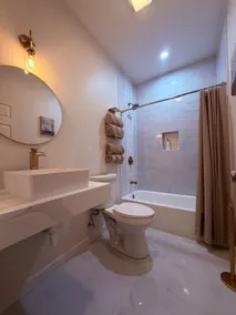 Sunrise · Modern Condo | Pet-Friendly | Sleeps 8 - Image 4