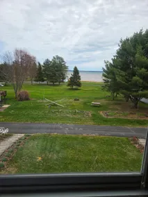 Starboard~ Quiet guest suite on lake Superior - Image 3