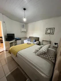 House with en-suite bathroom - Image 5