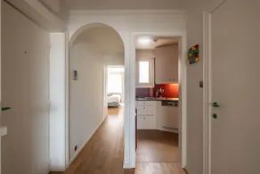 Little Embassy – bright coastal stay by the beach - Image 3