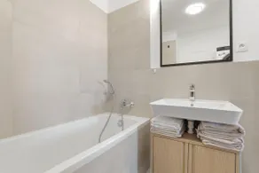 Modern Apartment near Airport w/ Parking - Image 5