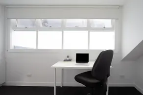 The Loft - Modern 1BR Glebe, Near CBD & Sydney Uni - Walk to Markets - Image 5