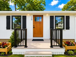 Parkwood Beach Cottage For Two / Walk to Beach - Image 3