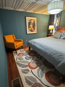 Redwood Basecamp King Suite 3 bedrooms - Image 5