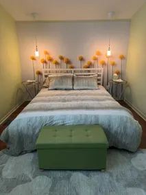 Redwood Basecamp King Suite 3 bedrooms - Image 4