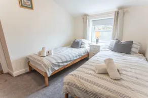 Cosy 2-Bed Stone Cottage in Gargrave by MCPI Hosting, Ideal for Families & Friends! - Image 4