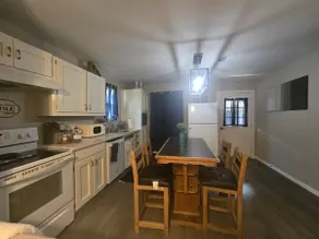 Cute cottage guest house @home away from home. - Image 5