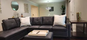 The Grand Cozy Escape Near Airport Shops & Dining - Image 3