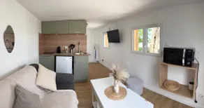 New studio • Jacuzzi • Banks of the Dordogne - Image 2