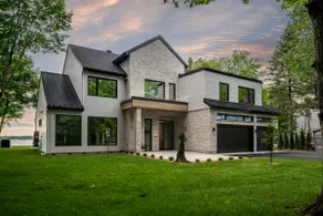 The Luxury Lac Champlain, Venice in Quebec with HOT TUB - Image 4