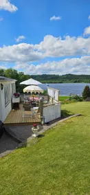 Cozy lakeside cottage with swimming and fishing - Image 5