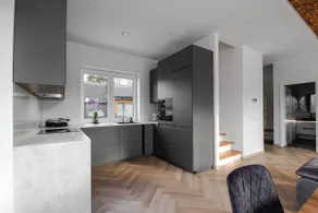 Posti Villa 2 - Image 2