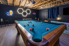 New Spacious Luxe Home | Views & Game Room! - Image 2