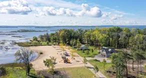 Still Waters | Private Beach • Waterfront • HotTub - Image 3