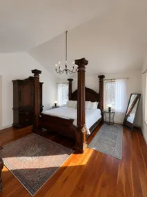 Forest Escape, 5 mins to Middlebury, Pet Friendly - Image 2
