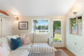 Charming Waterfront Cottage w/ Dock & River Views - Image 2