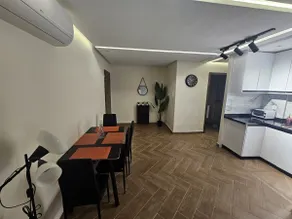 Quiet modern apartment • Close to airport - Image 2