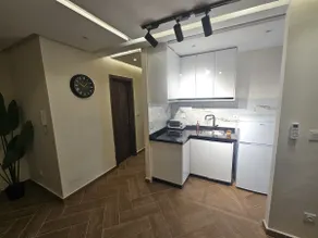 Quiet modern apartment • Close to airport - Image 3