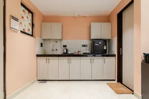 Pink Suite • Newly Built • Near Hawa Mahal •Jaipur - Image 5